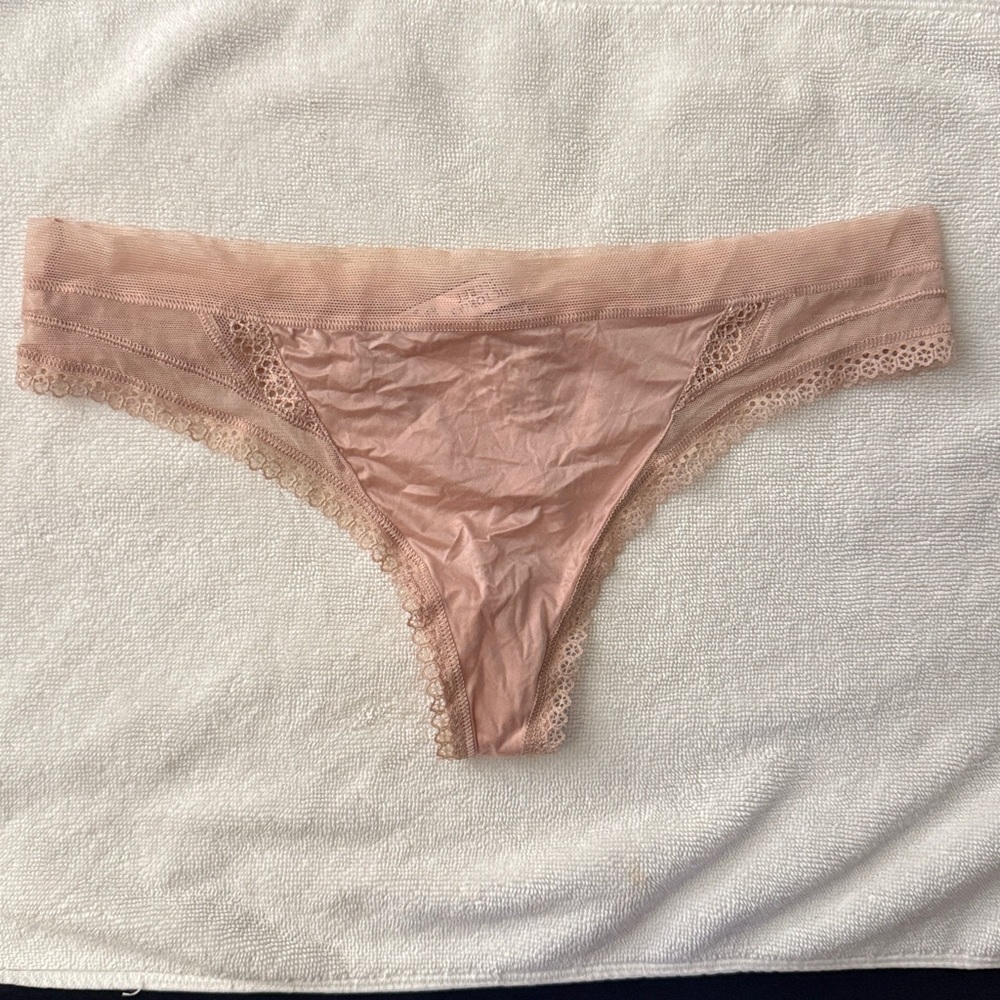 Victoria's Secret Soft Pink Lace Panty